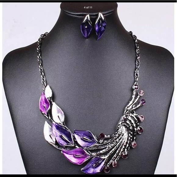 New Beautiful Statement Necklace & Earrings Set - Picture 2 of 8